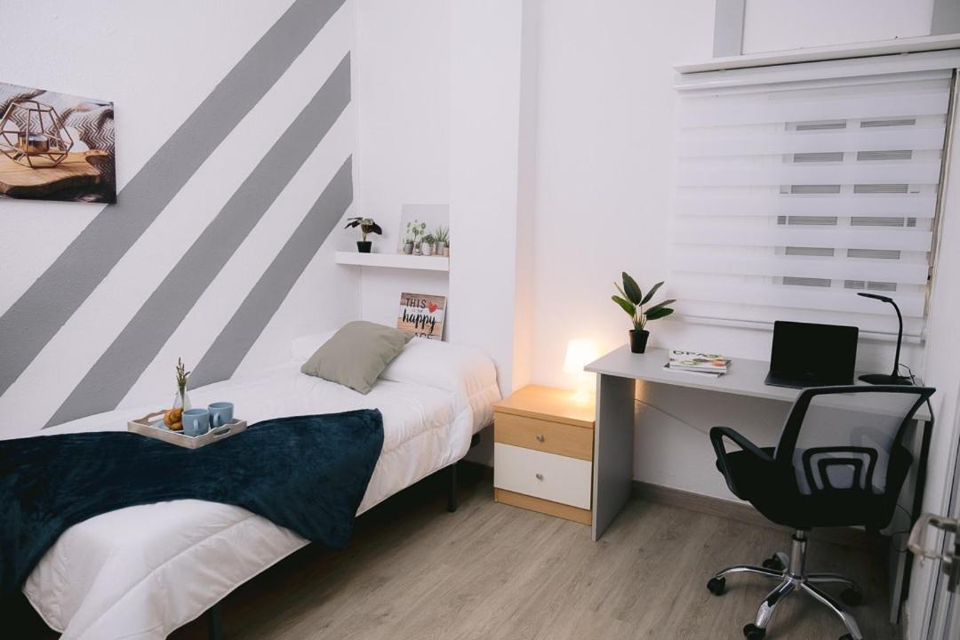 Piso Compartido Delyrent, Renfe Hotel Jaen Bagian luar foto