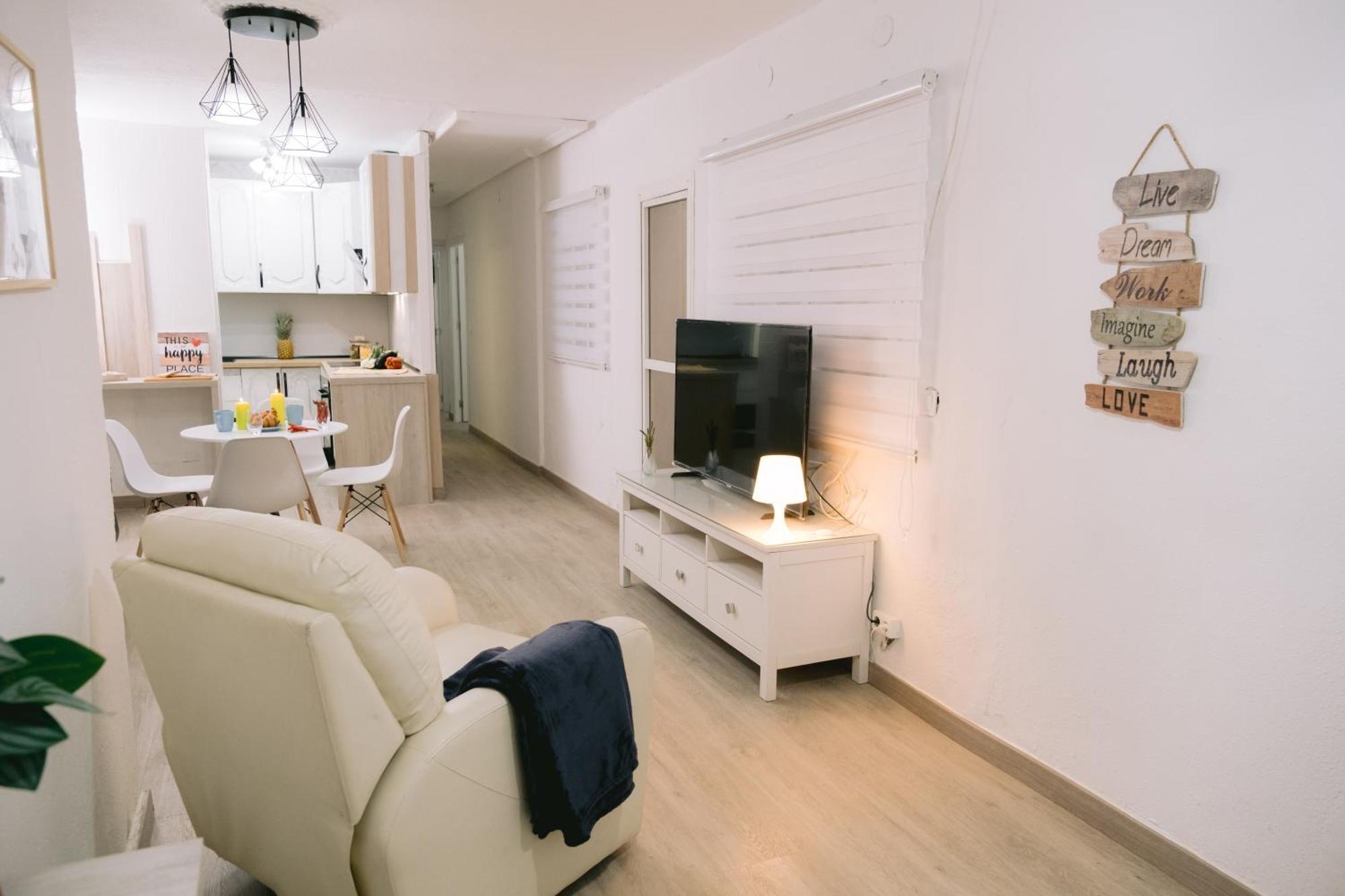 Piso Compartido Delyrent, Renfe Hotel Jaen Bagian luar foto