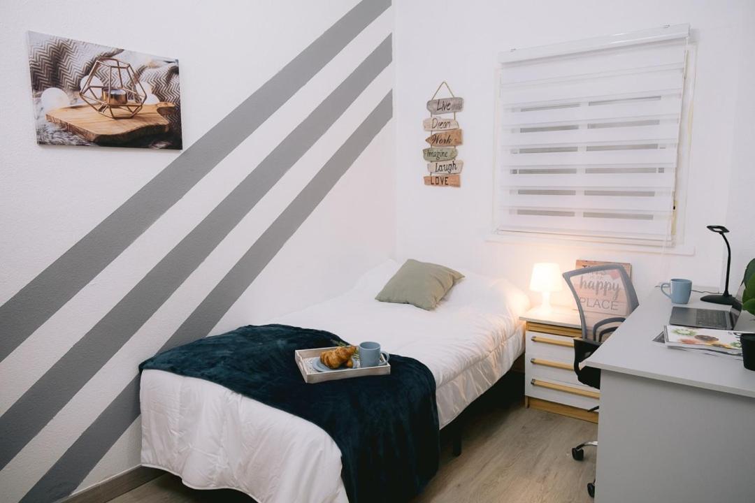 Piso Compartido Delyrent, Renfe Hotel Jaen Bagian luar foto
