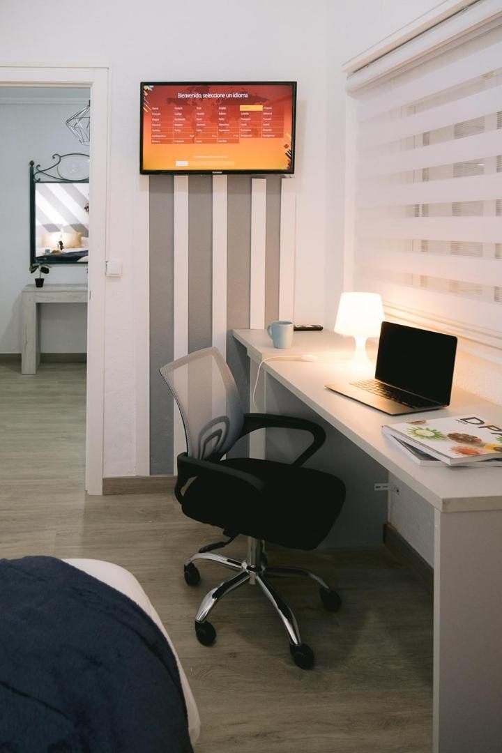 Piso Compartido Delyrent, Renfe Hotel Jaen Bagian luar foto