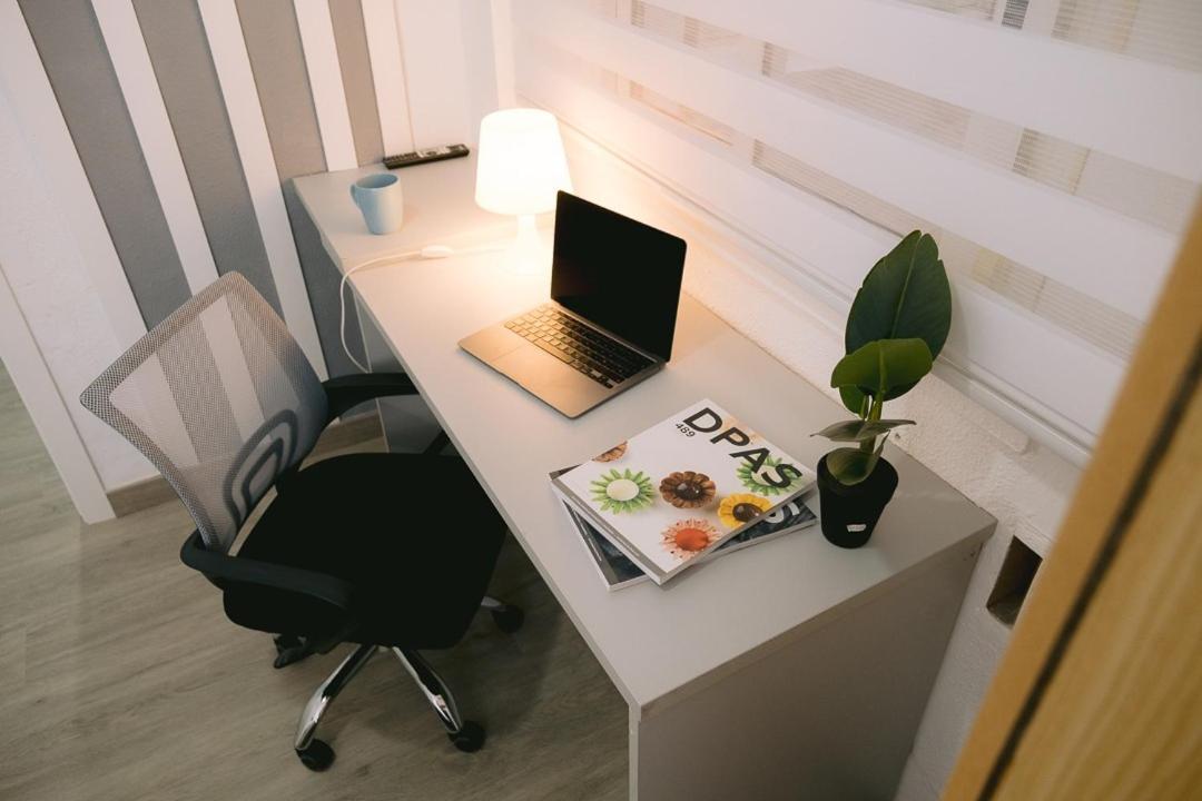 Piso Compartido Delyrent, Renfe Hotel Jaen Bagian luar foto